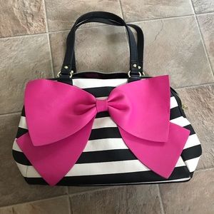 Betsey Johnson pink bow purse